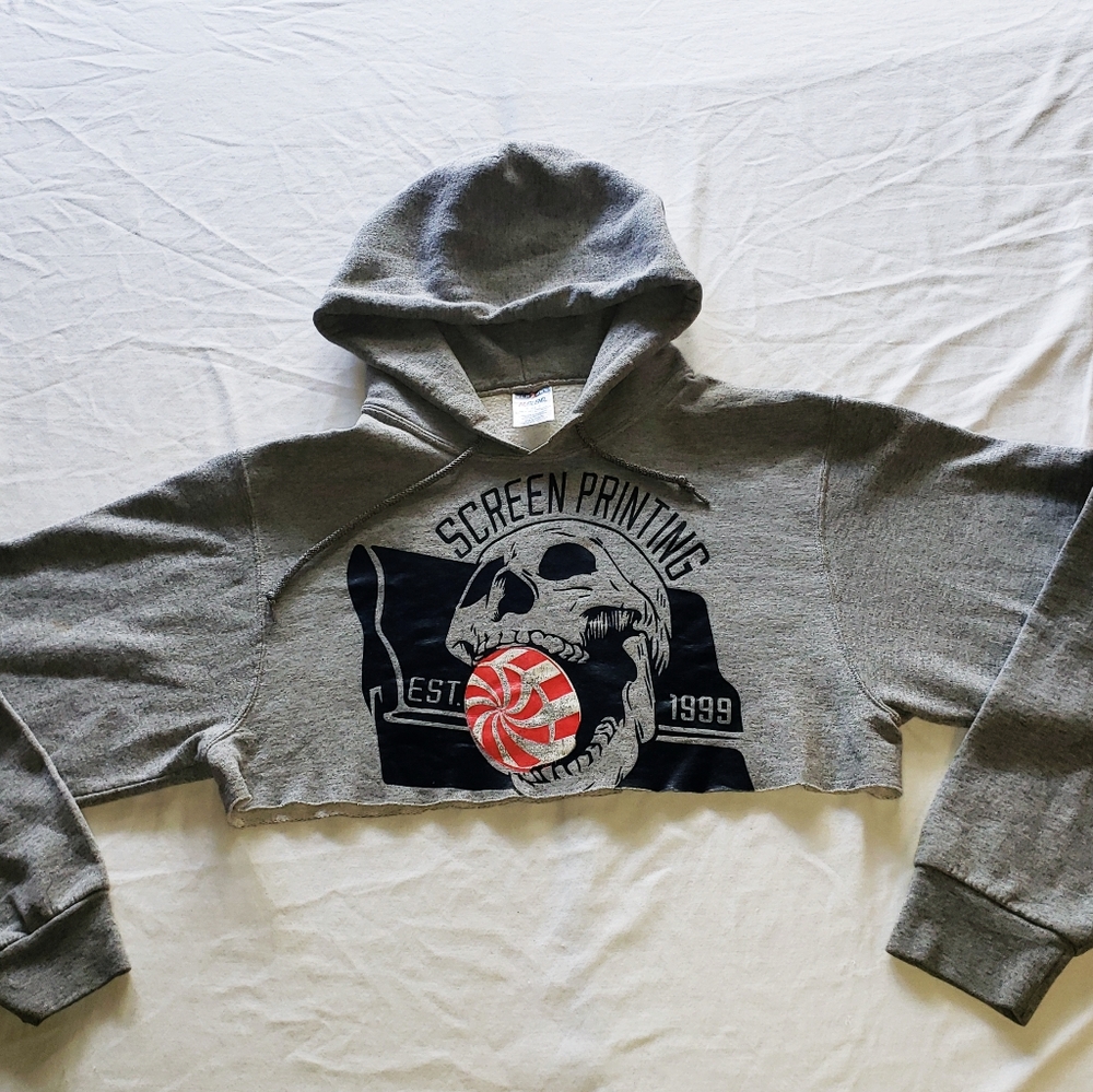 ‼SOLD‼ VTG Screen Printing Skull Cropped Hoodie - Picture 4 of 8